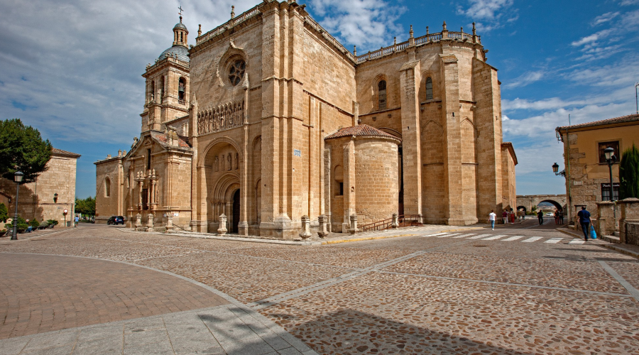 CIUDAD RODRIGO y Fortificaciones de Frontera
